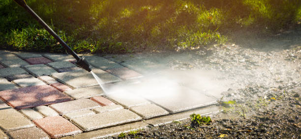 Best Patio and Deck Pressure Washing  in Center Hill, FL